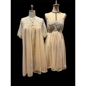 Vintage 60’s Perfect Ivory Blush Peignoir Set M 36
